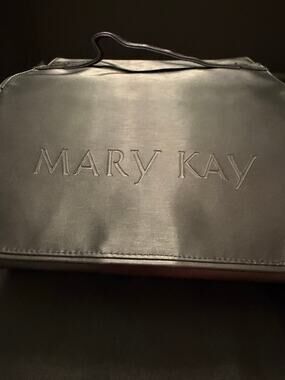 Mary Kay Travel Roll-Up Bag Premium Edition gunmetal Metallic Fabric NWOT Beauty